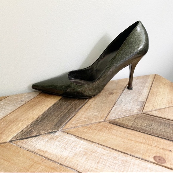 Dolce and Gabbana Green Leather Heels - Picture 4 of 11